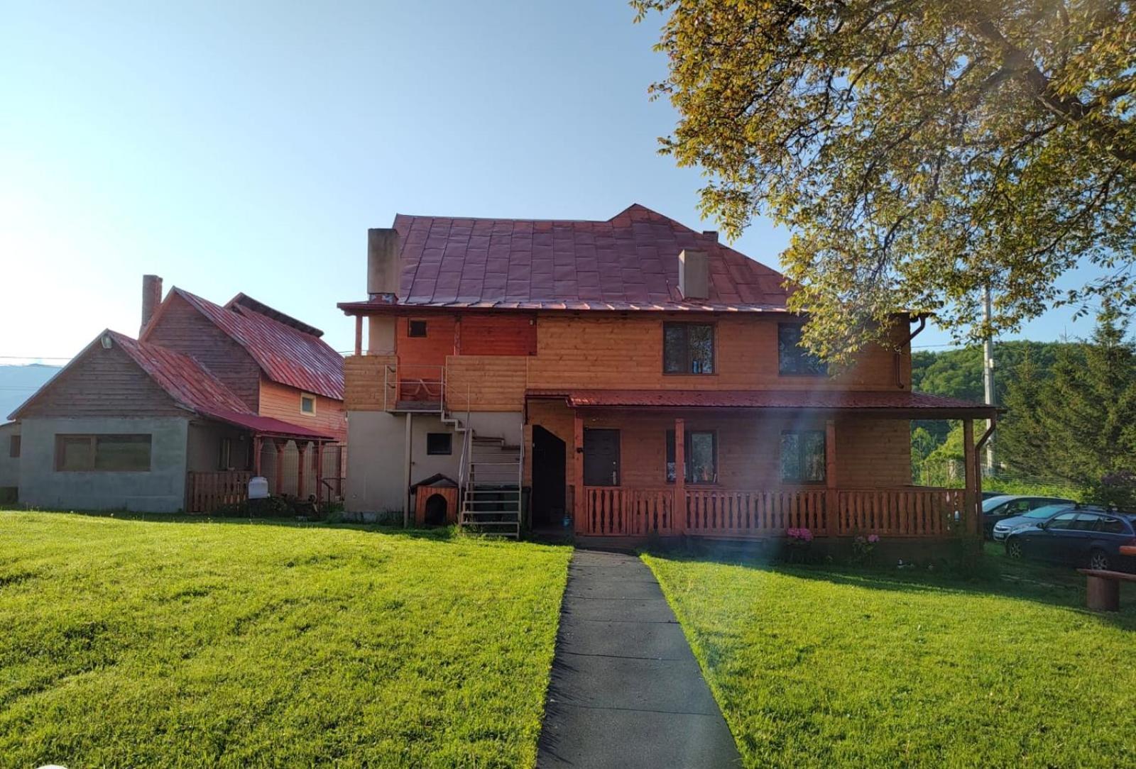 Nona Highland Home Moieciu de Jos Exterior photo